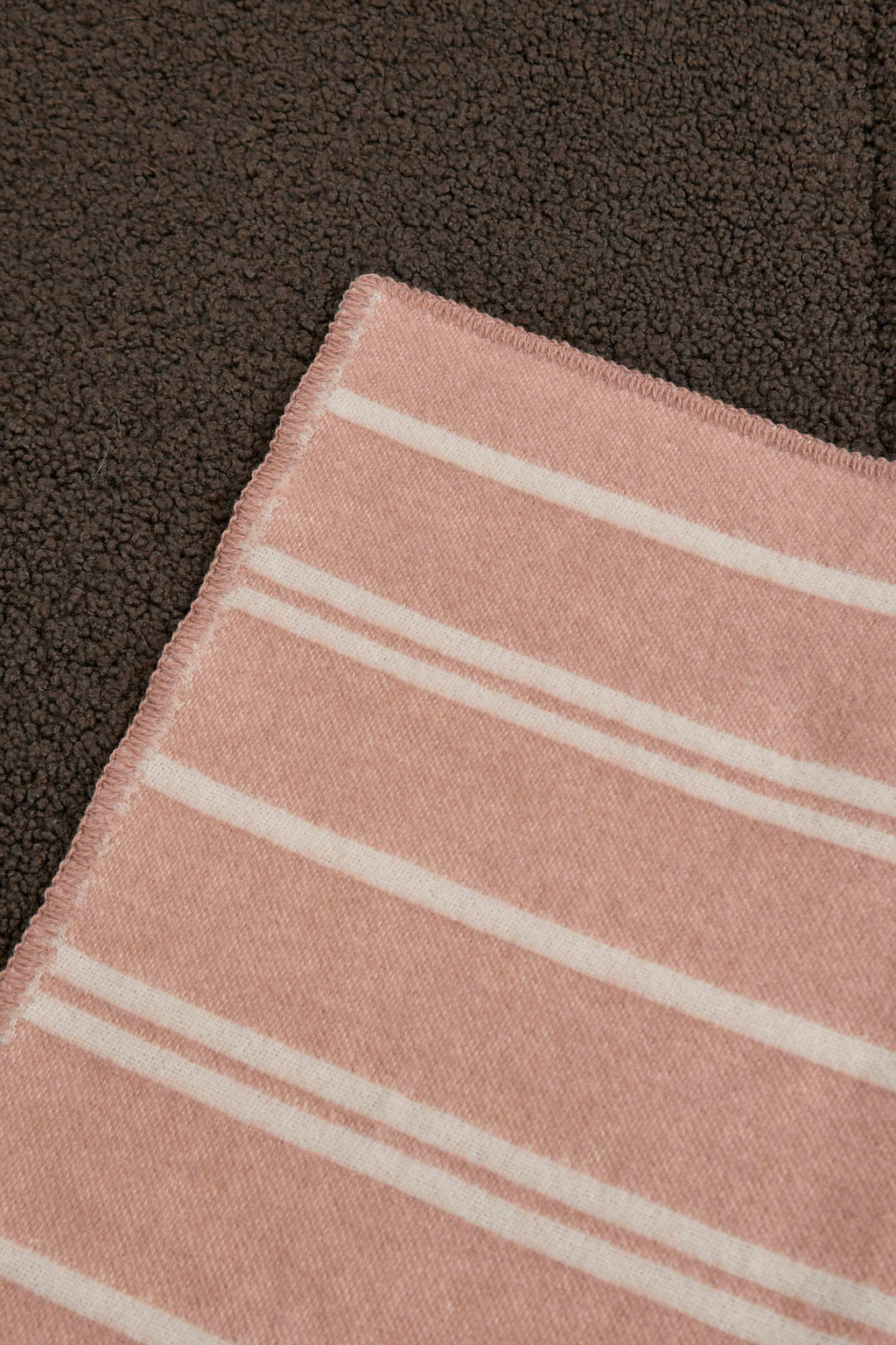 MiaCara Rigato Wool Dog Blanket — 10