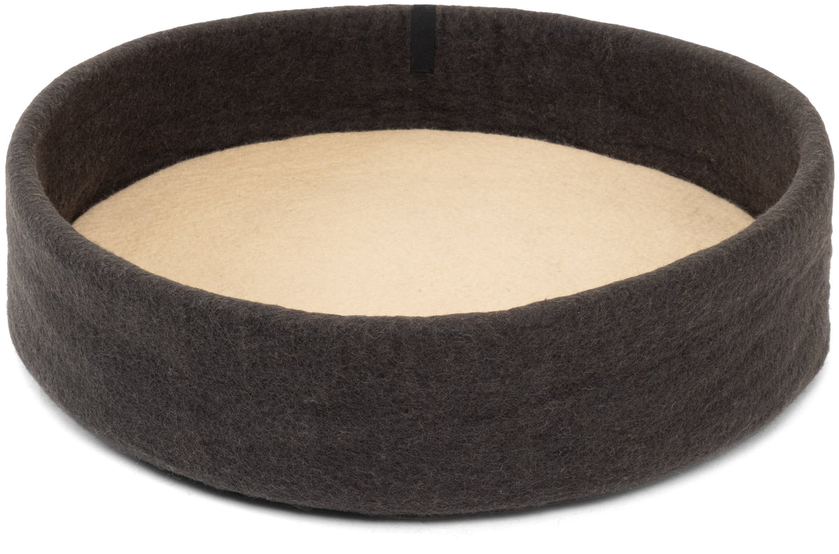 myfelt Kuno Dog Basket — Anthracite / Beige / 60 cm