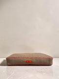 Dog bed Oscar — front view